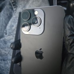 Iphone 13 Pro 256GB UNLOCKED