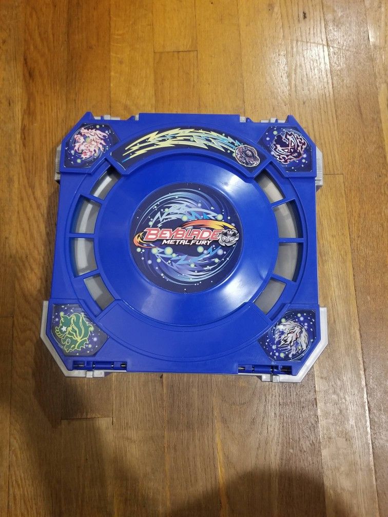 Beyblade Travel Case & Arena