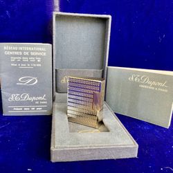 Vintage Gold Short ST DuPont Lighter 99.9% New Condition Works 1 Year Warranty 