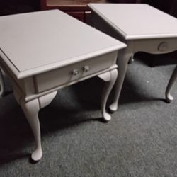 2 Grey In Excellent Condition 