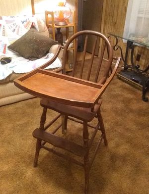 Antique Wooden High Chairs For Sale  . Dine In Contemporary Italian Style With The Club 24 Leather Armchair.