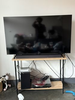 55 Inch 4K TCL + Samsung Soundbar And Subwoofer + Entertainment Console