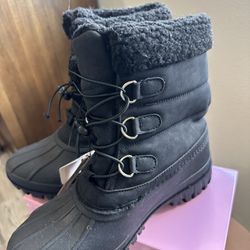 New Size 6 Winter Boots 