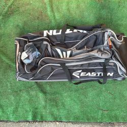 Easton Wheeled Bat Bag