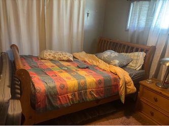 Bedroom set