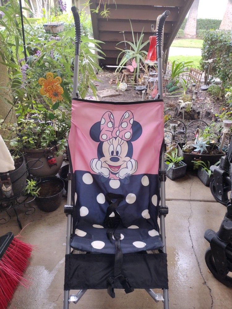 MINI MOUSE STROLLER