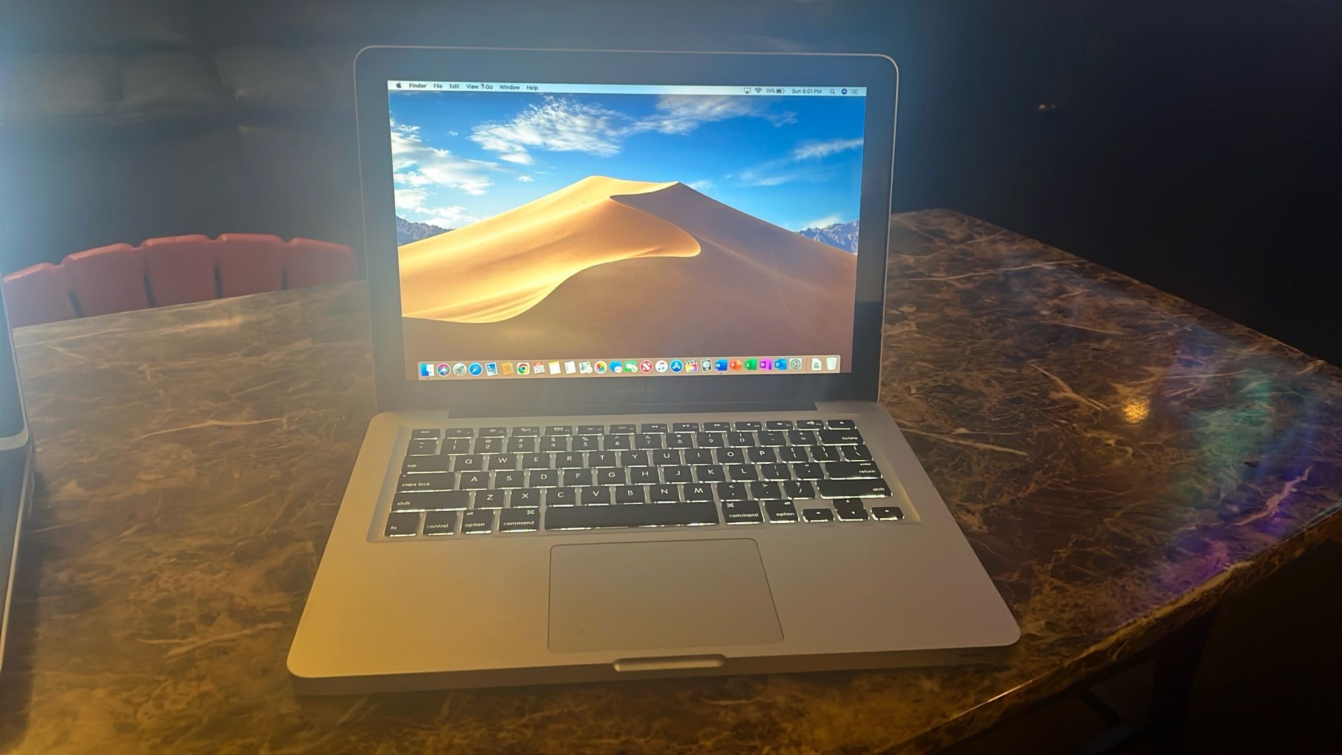 MacBook Pro 2012 8gb Ram 500 Drive i5