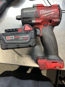 1/2 Milwaukee impact 2962