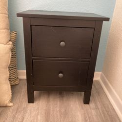 Dark wood, two drawer end table