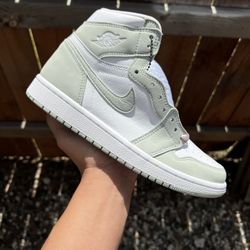 Jordan 1 High Seafoam (Size 6.5, 7)