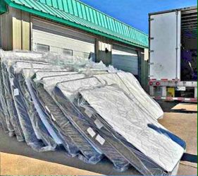 Full Mattress Box Spring is best quality matters for sale . Cash on the delivery 🚚