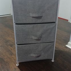 Mini Dresser 