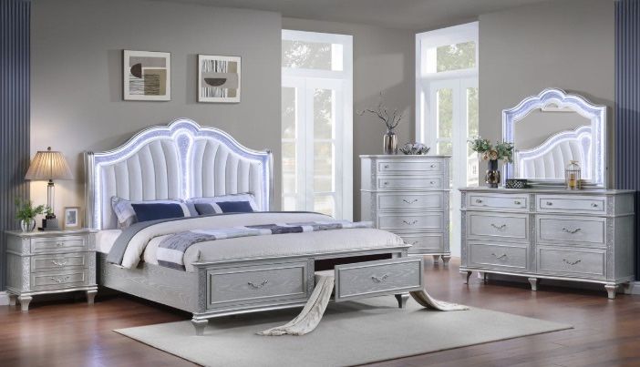 Hottest Sale!! 🔥Solid Wood Bedroom Set With L.E.D Lights 🔥