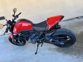 2022 Ducati Monster 950+