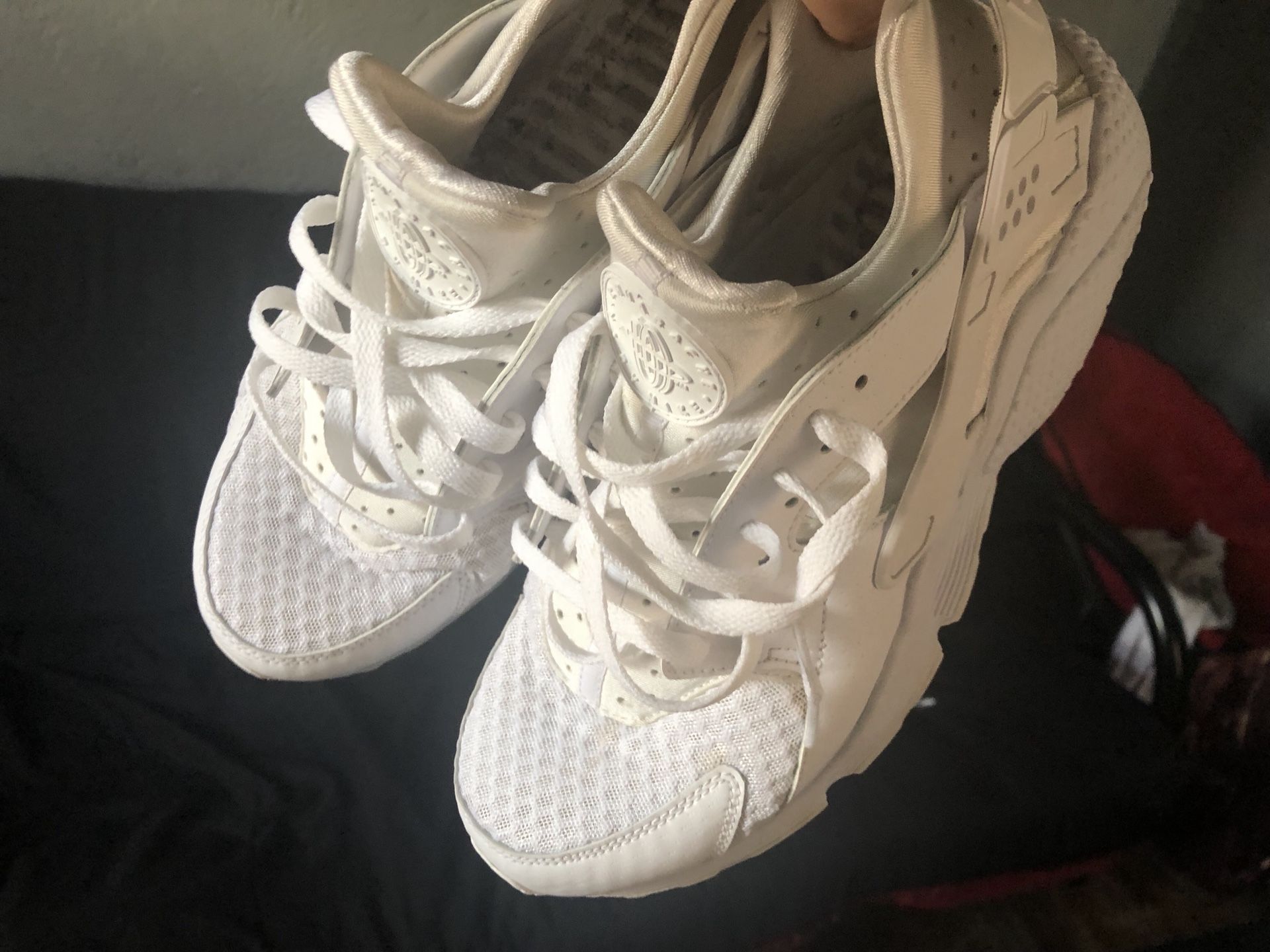 Nike Triple White Hurraches