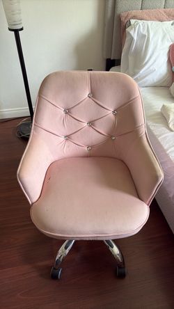 Pink vanity chair
