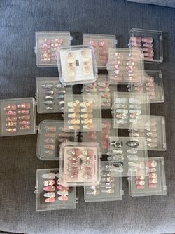 Press on nails