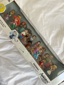 Disney animator collection mega figurine set Disney animator collection mega figurine set