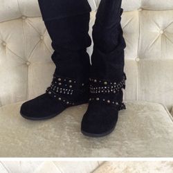 SOHO BLACK SOFT LEATHER HIGH BOOTS WITH BRASS 9 M