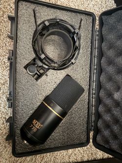 MXL 770 microphone