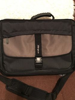 Targus Laptop Case/ Bag Like New !! Never used