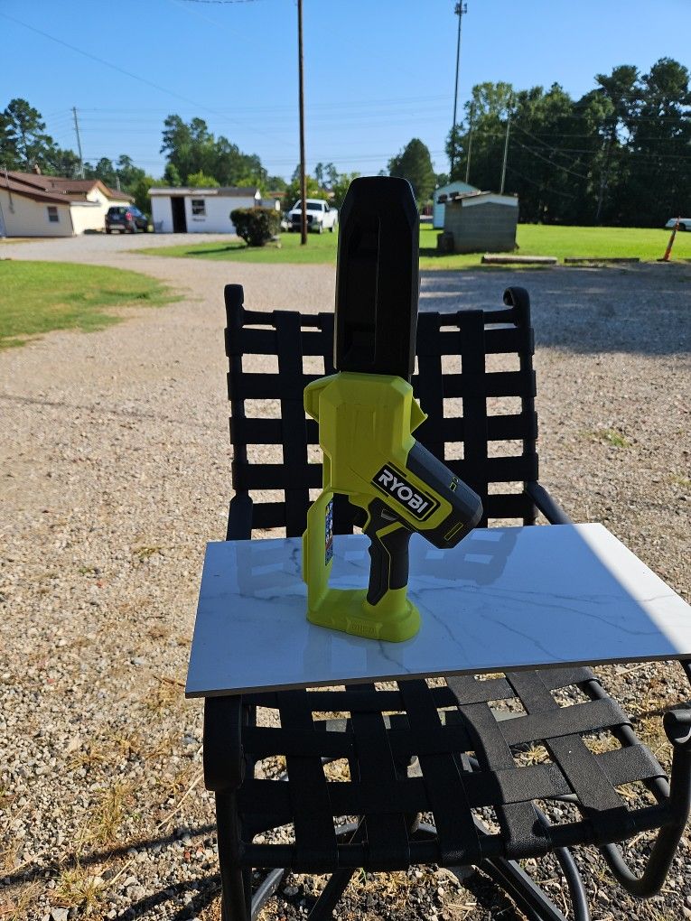 18v Ryobi Pruning Chainsaw