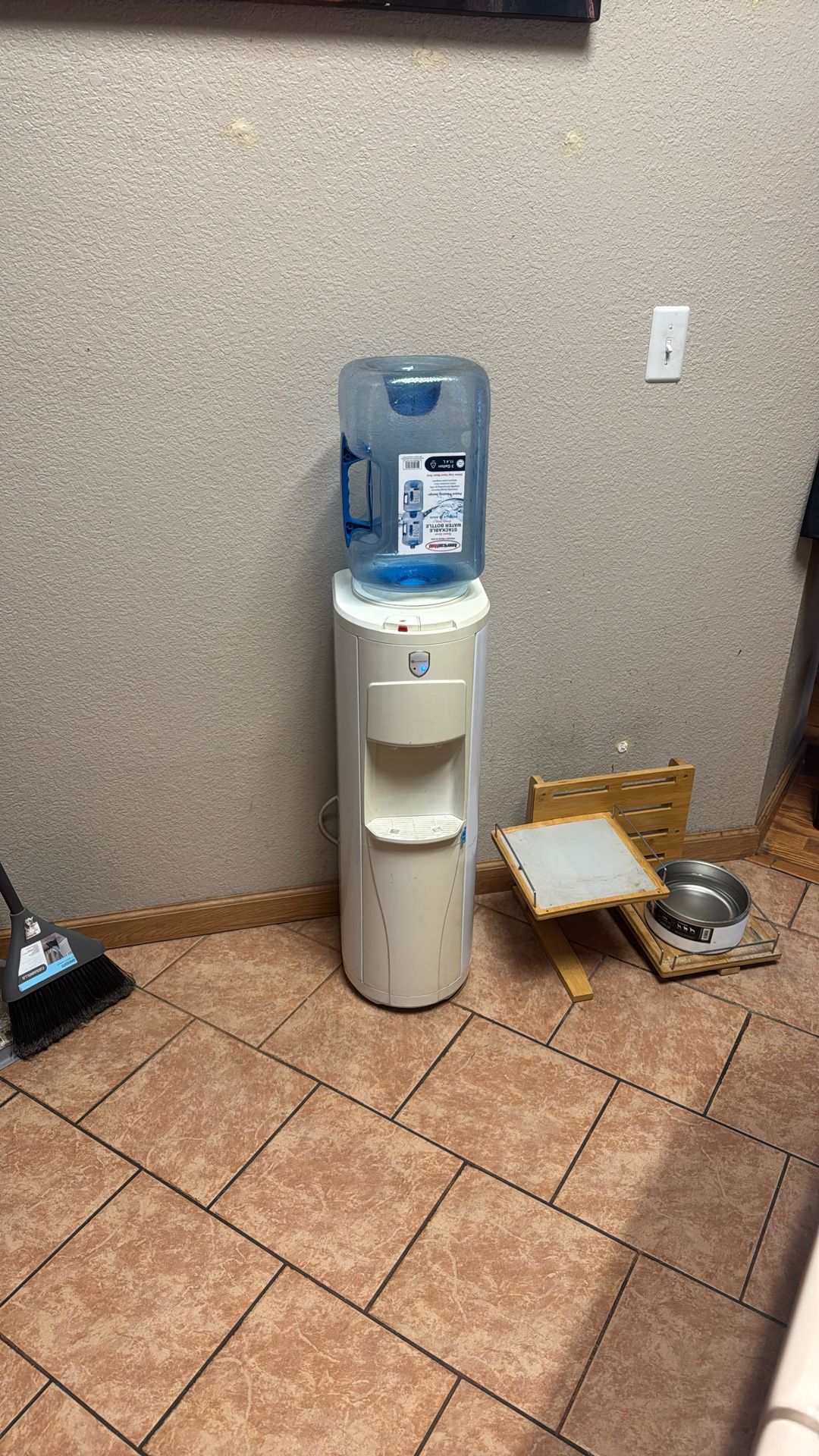 Water Dispenser