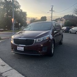 2016 Kia Sedona