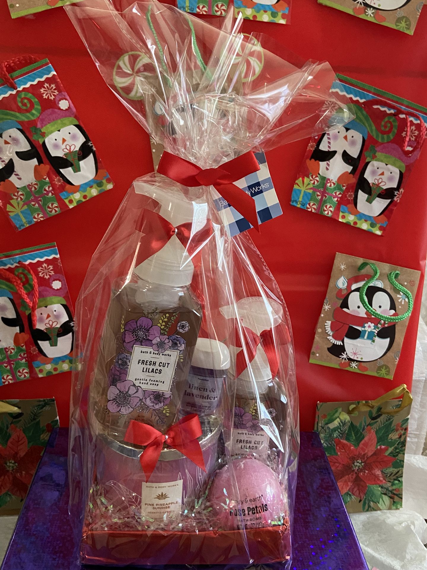 Merry Christmas Fresh Cut Lilac Gift Set