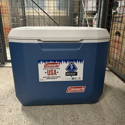 Cooler (50 Quarts)/wheeled Cooler