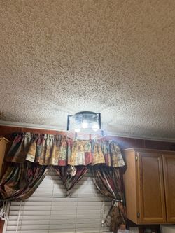 Light fixture