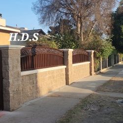 HDS FENCE  & DOORS 