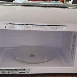 Microwave Oven 