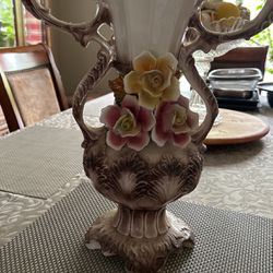Original  Capoodimonte Vase