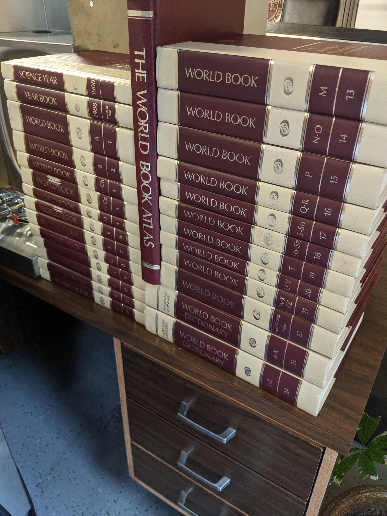 World Book Encyclopedia complete set with Atlas 1987-88