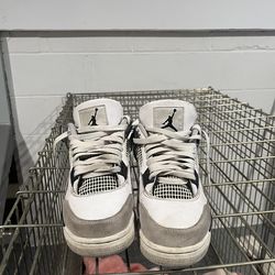 Jordan 4 military black