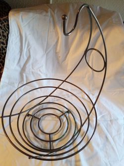 Metal Fruit basket with banana hanger
