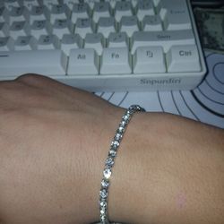 Light Weight Moissanite Braclet