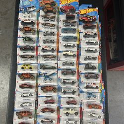 Hot Wheels Thunts  10 for $35