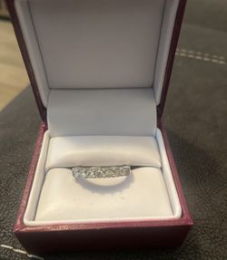 Diamond Band- Silver Size 8