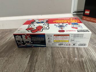Hello Kitty Gundam
