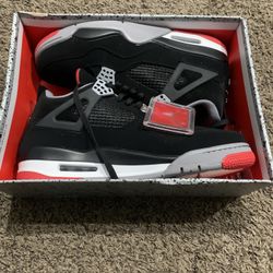 Air Jordan 4 Retro