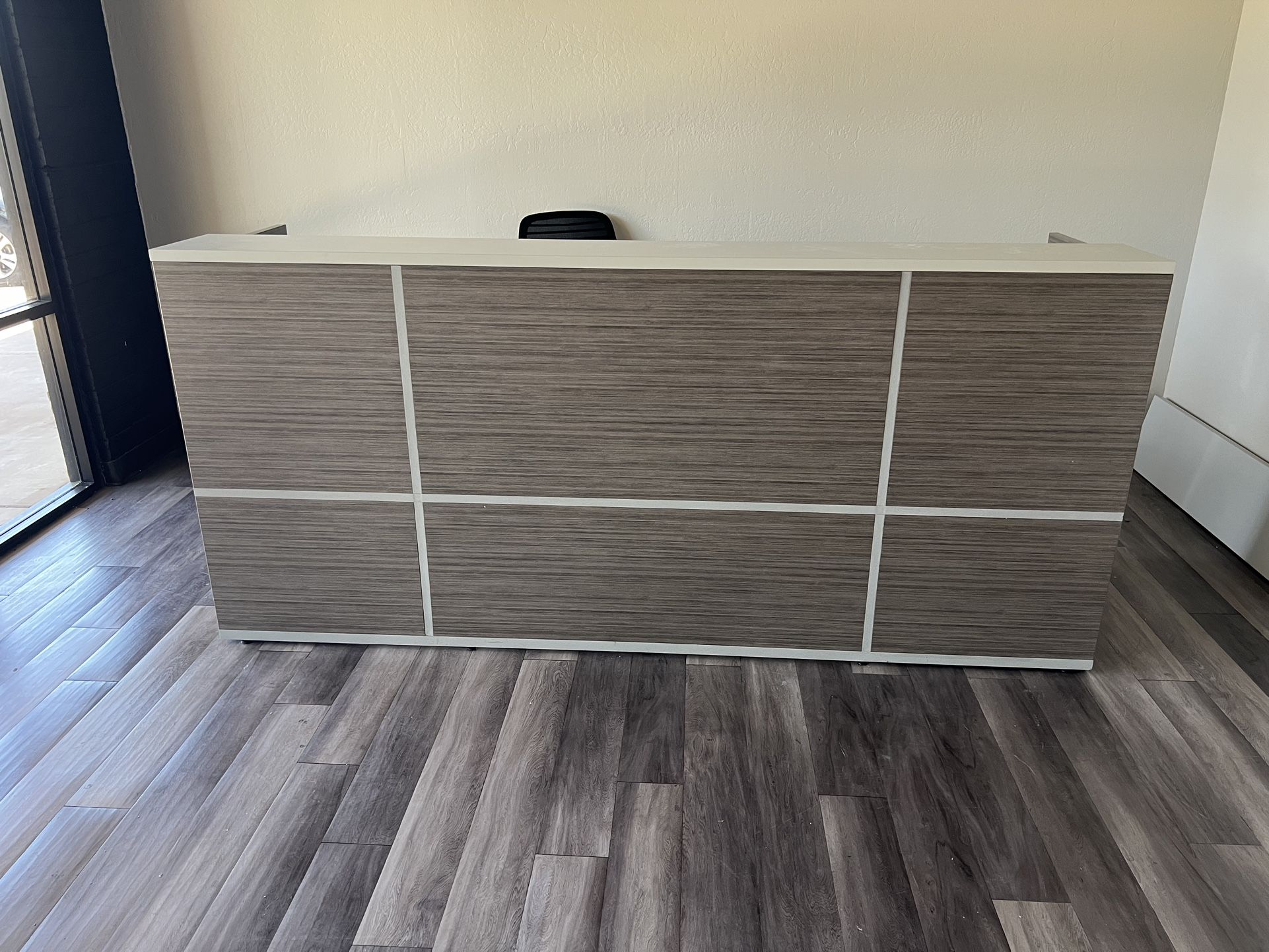 Reception Desk 