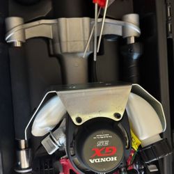 Honda GX 35 TITAN Post Pounder 