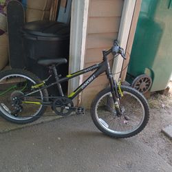 Shock Zone Dynacraft Bike