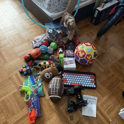 Random Toys Free