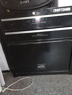 https://offerup.com/redirect/?o=VG9vbC5ib3g=