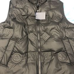 Black Vest.  Xl Only 