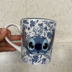New Signature Stitch Mug 
