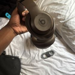 Beats Studio Pro 